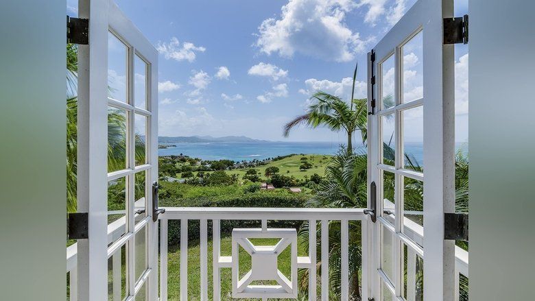 House Hunters: Amazing Water Homes S02