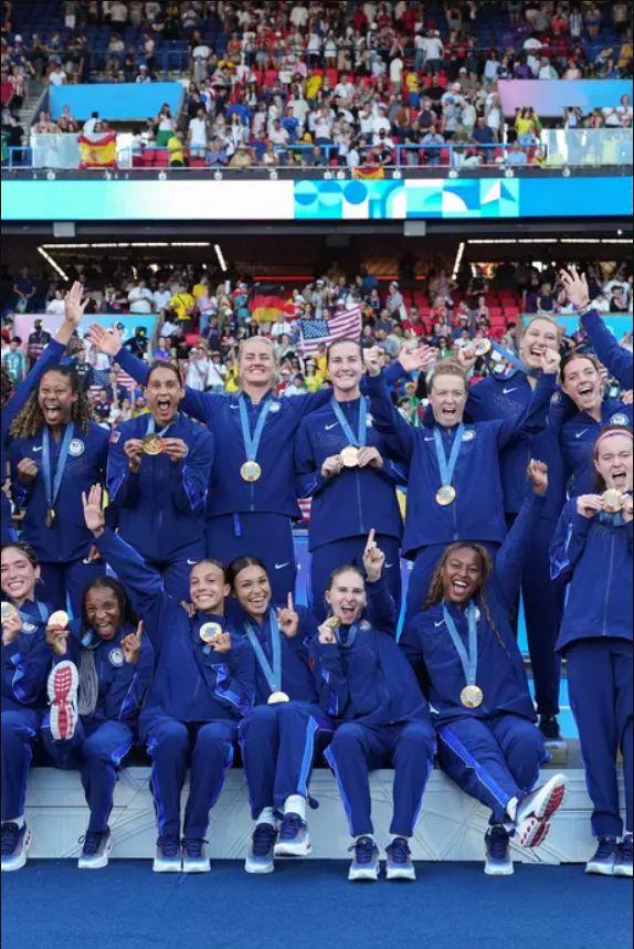 Behind the Crest S01