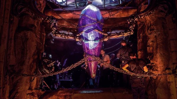 The Crystal Calls: Making the Dark Crystal - Age of Resistance